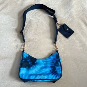 Like dreams blue tie dye crossbody purse